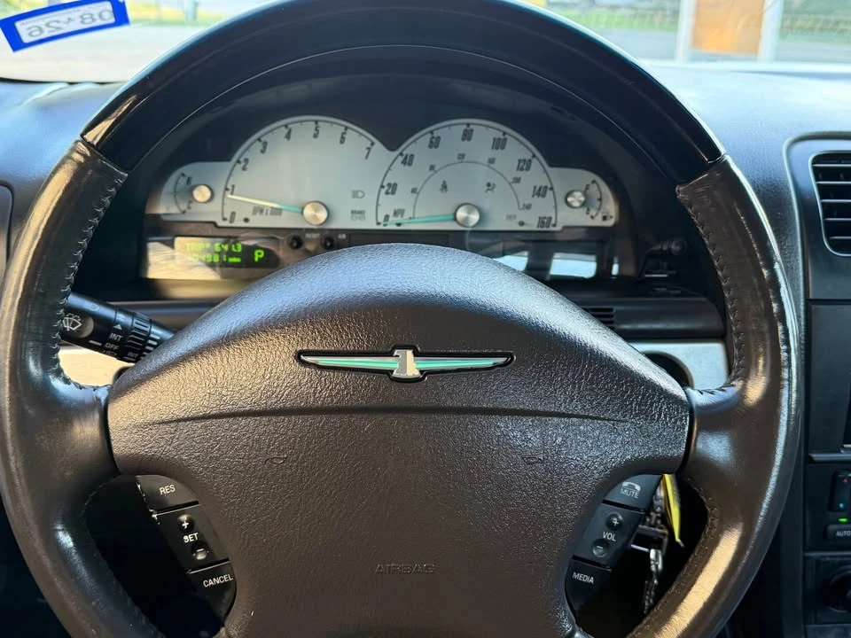 2002 Ford Thunderbird 11th Gen - Image 11 of 20