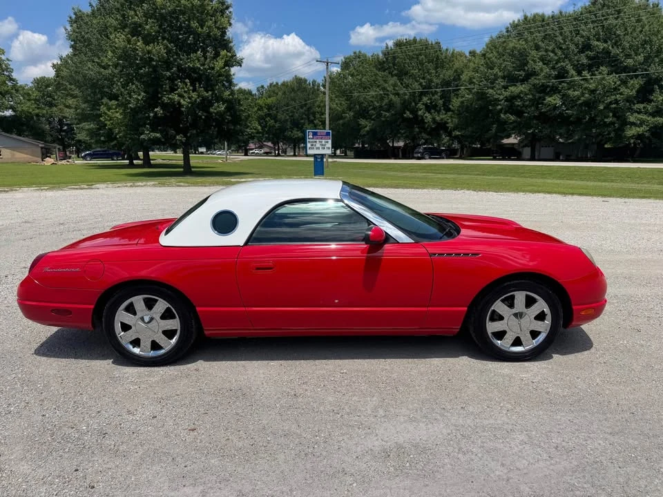 2002 Ford Thunderbird 11th Gen - Image 4 of 7
