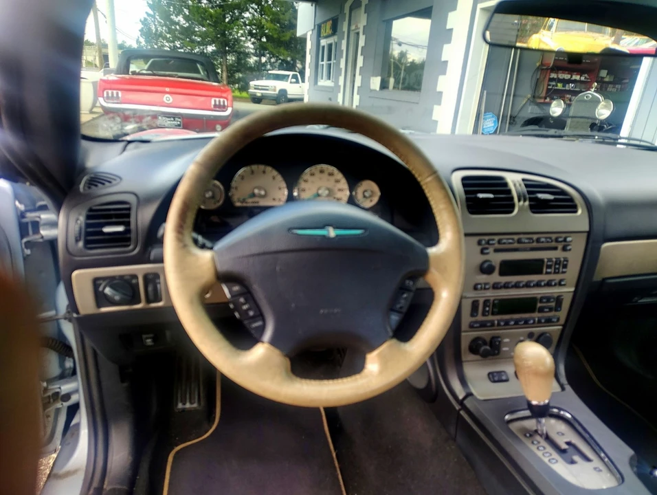 2002 Ford Thunderbird 10th Gen - Image 13 of 21