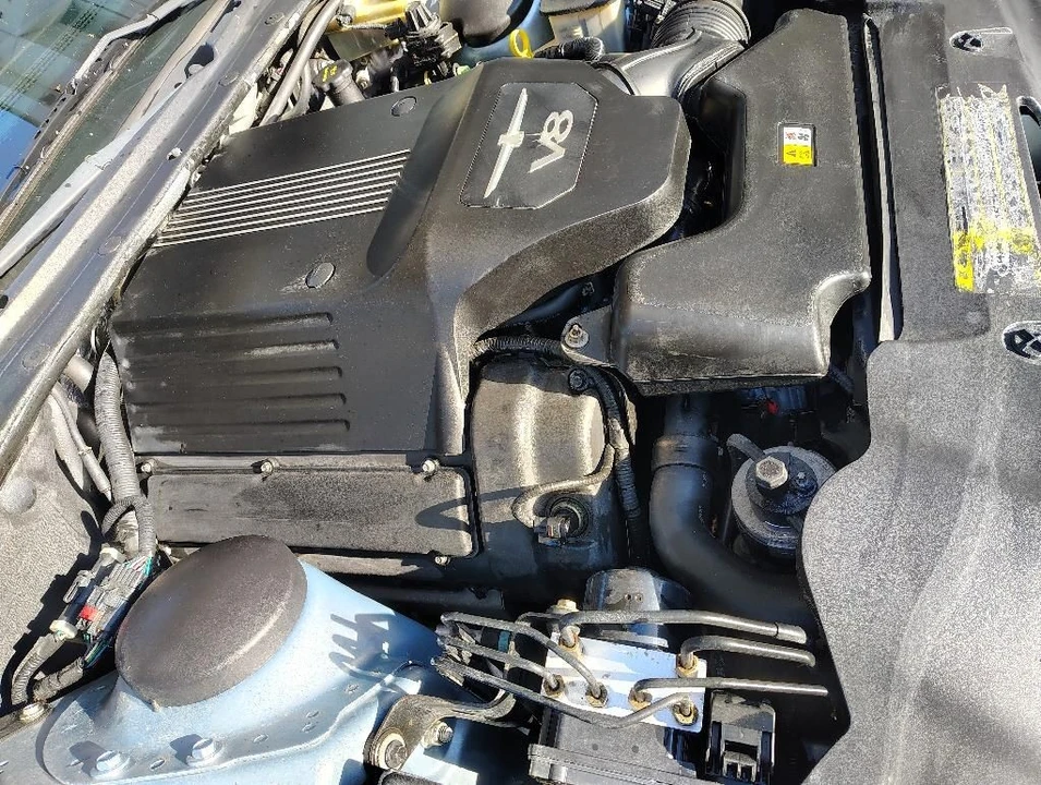 2002 Ford Thunderbird 11th Gen - Image 19 of 21