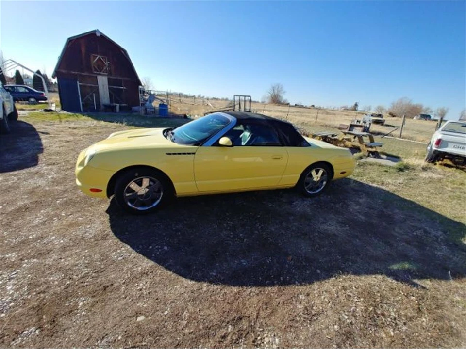2002 Ford Thunderbird 11th Gen - Image 4 of 8