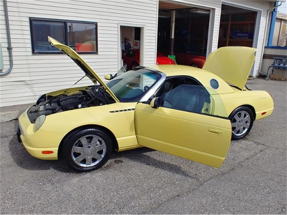 2002 Ford Thunderbird 11th Gen - Image 8 of 8