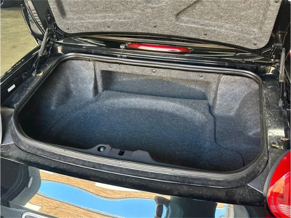 2002 Ford Thunderbird 11th Gen - Image 10 of 22