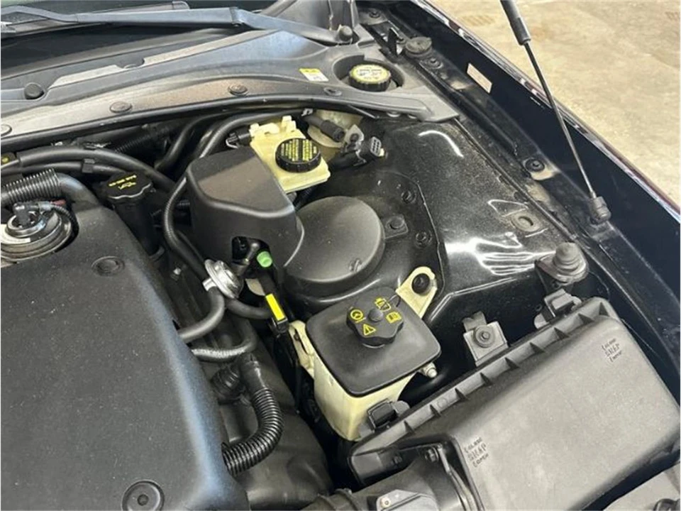 2002 Ford Thunderbird 11th Gen - Image 13 of 22