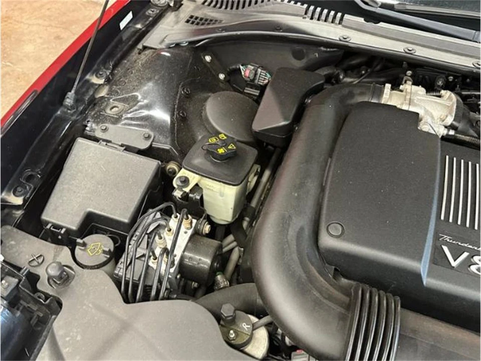 2002 Ford Thunderbird 11th Gen - Image 15 of 22