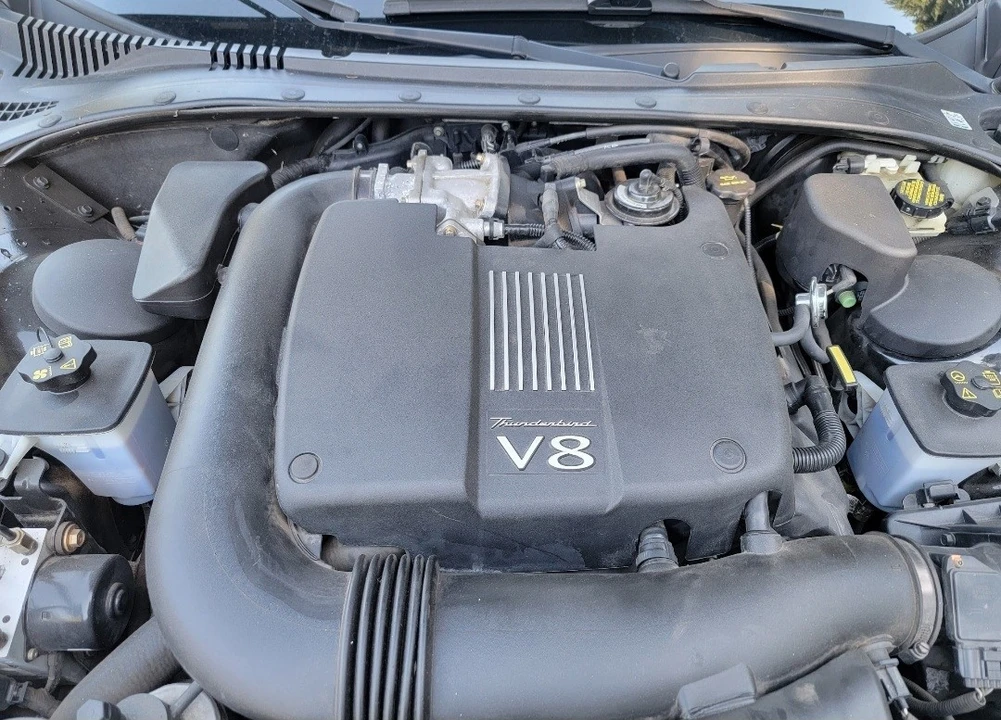 2002 Ford Thunderbird 11th Gen - Image 12 of 17
