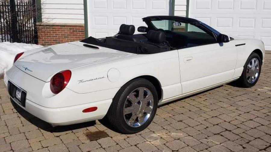 2002 Ford Thunderbird 11th Gen - Image 18 of 28