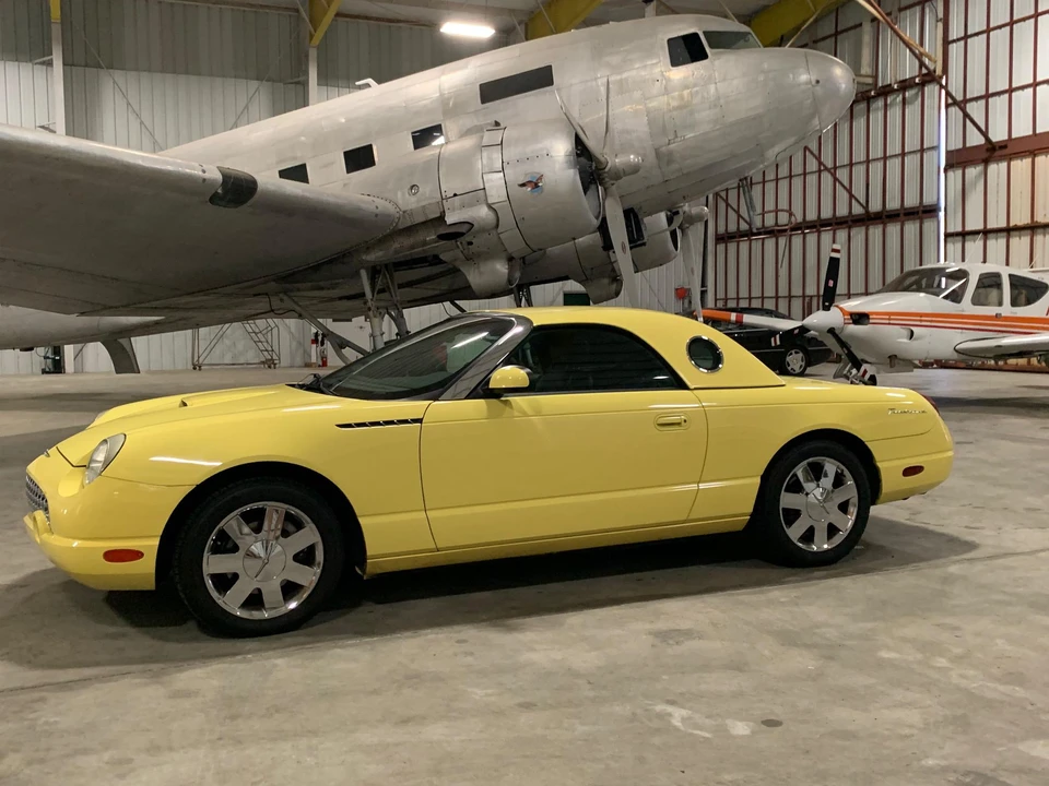 2002 Ford Thunderbird 11th Gen - Image 6 of 31