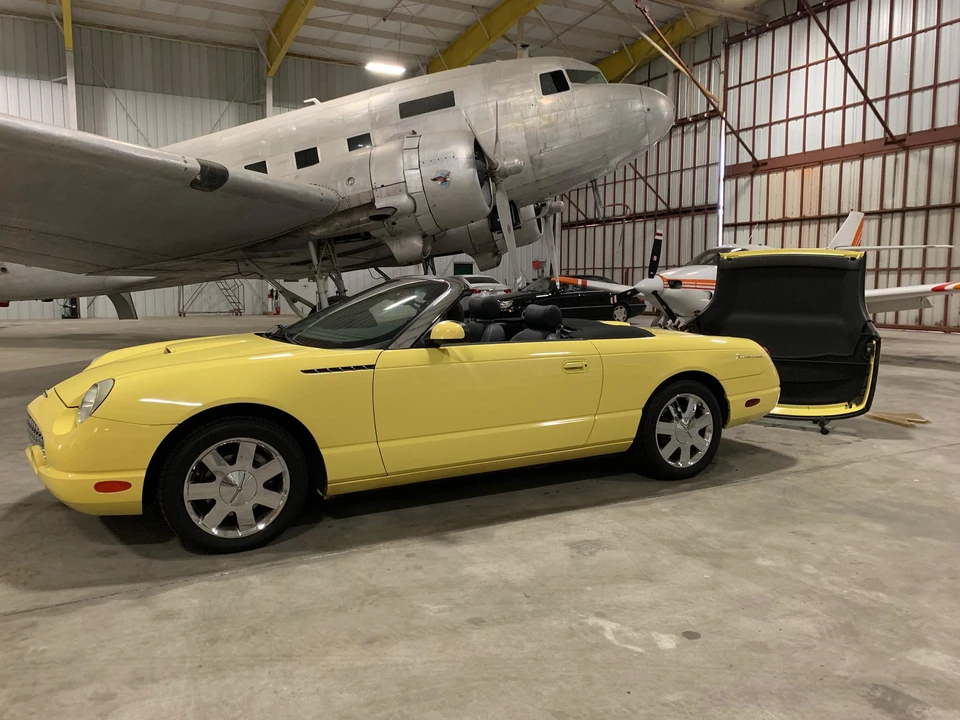 2002 Ford Thunderbird 11th Gen - Image 7 of 31