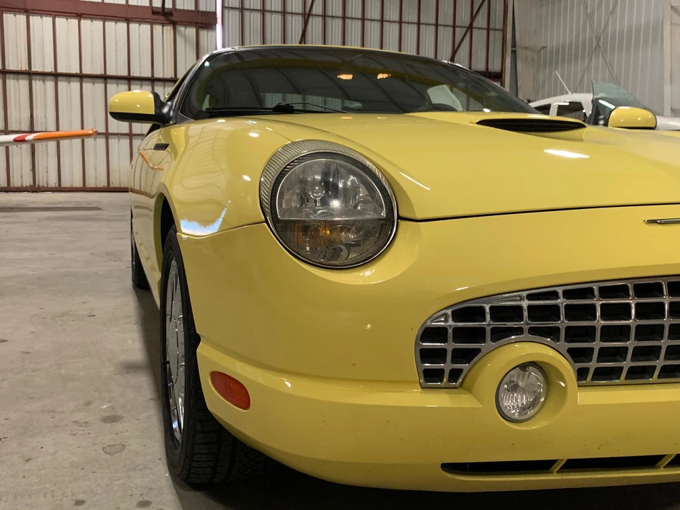 2002 Ford Thunderbird 11th Gen - Image 10 of 31