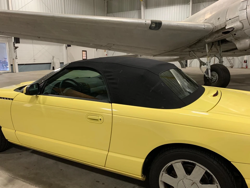 2002 Ford Thunderbird 11th Gen - Image 8 of 31