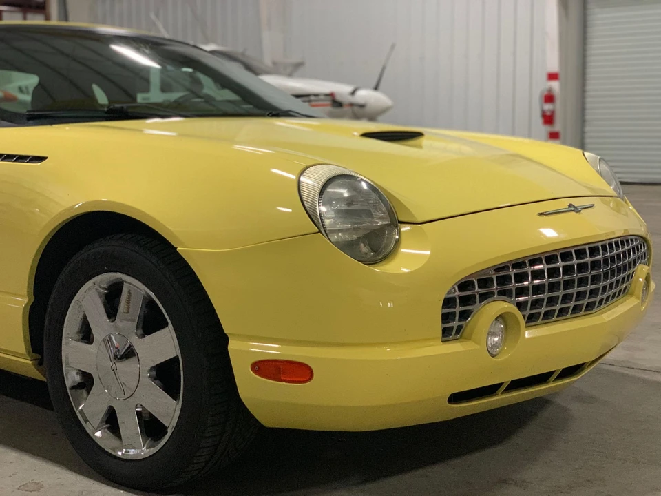 2002 Ford Thunderbird 11th Gen - Image 15 of 31