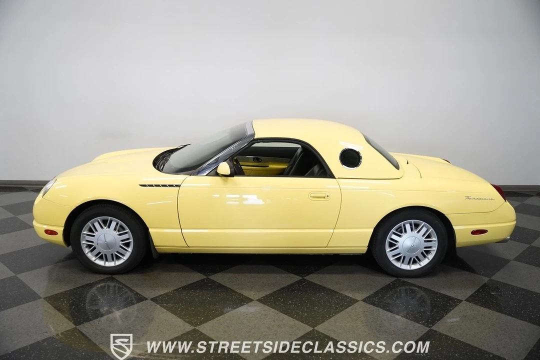 2002 Ford Thunderbird 11th Gen - Image 9 of 12