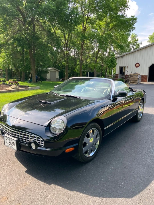 2002 Ford Thunderbird 11th Gen - Image 2 of 8