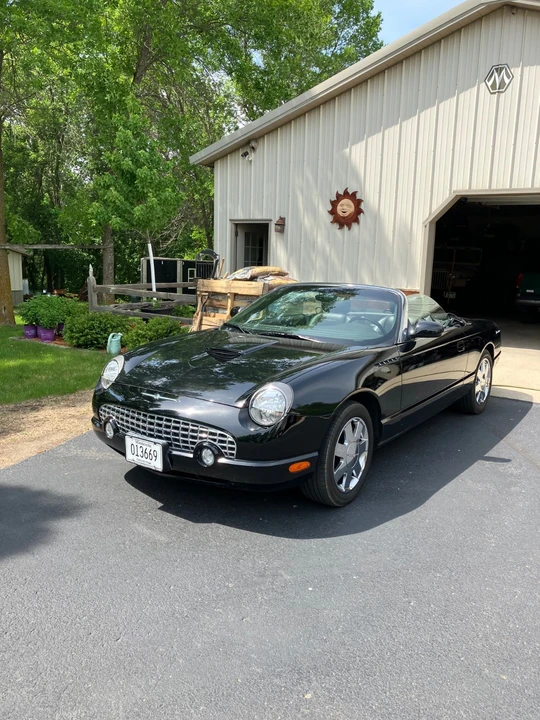 2002 Ford Thunderbird 11th Gen - Image 3 of 8
