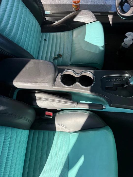 2002 Ford Thunderbird 10th Gen - Image 6 of 13
