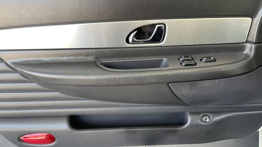 2002 Ford Thunderbird 11th Gen - Image 4 of 23