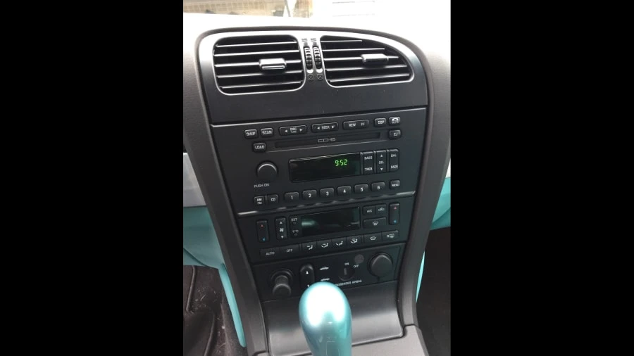 2002 Ford Thunderbird 11th Gen - Image 7 of 11
