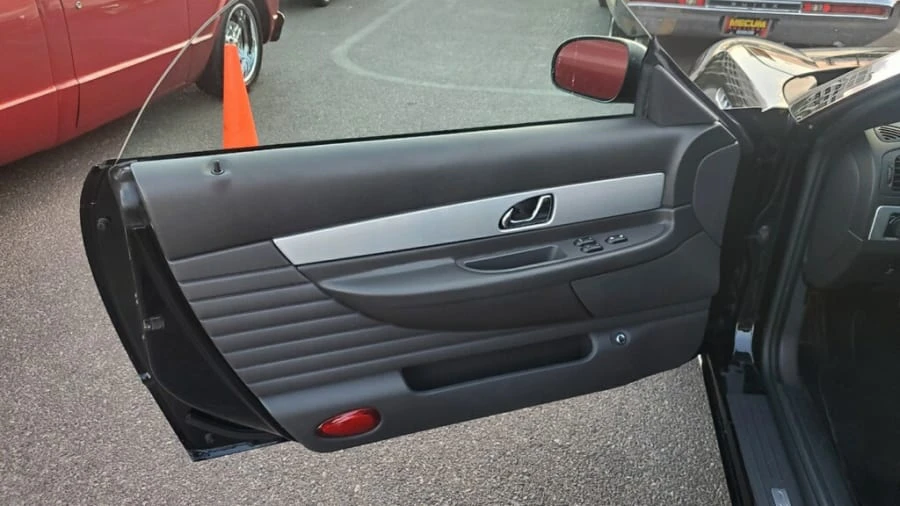 2002 Ford Thunderbird 11th Gen - Image 4 of 13