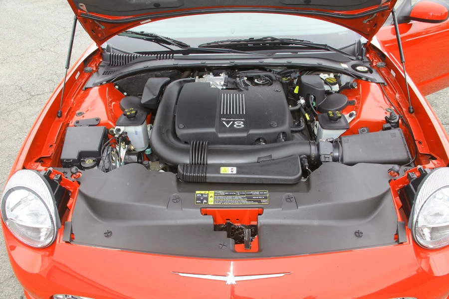 2002 Ford Thunderbird 11th Gen - Image 7 of 9