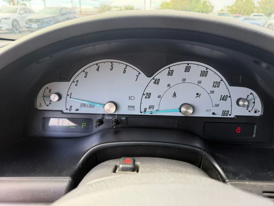 2002 Ford Thunderbird 11th Gen - Image 8 of 22