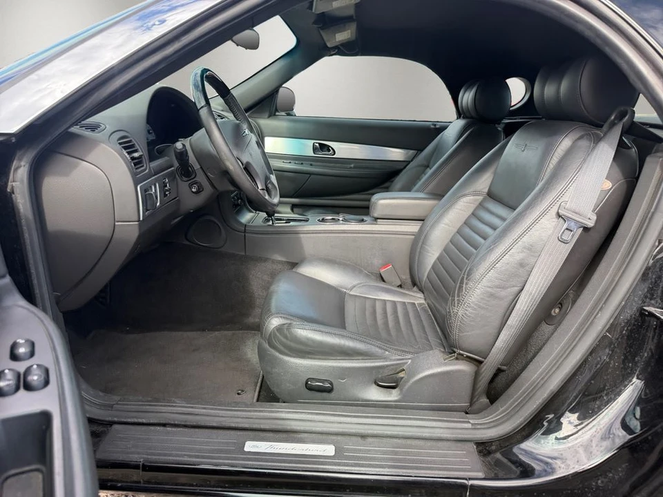 2002 Ford Thunderbird 11th Gen - Image 6 of 22