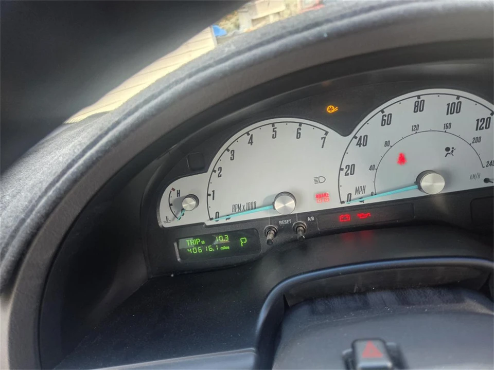 2002 Ford Thunderbird 11th Gen - Image 8 of 12