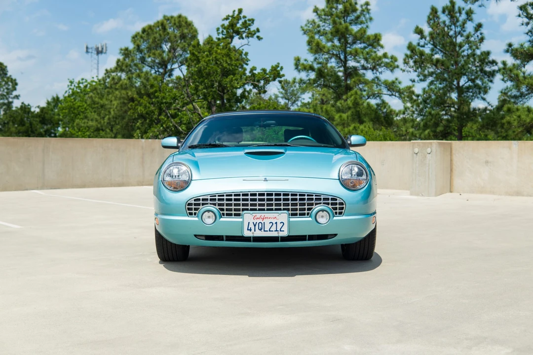 2002 Ford Thunderbird 11th Gen - Image 5 of 31