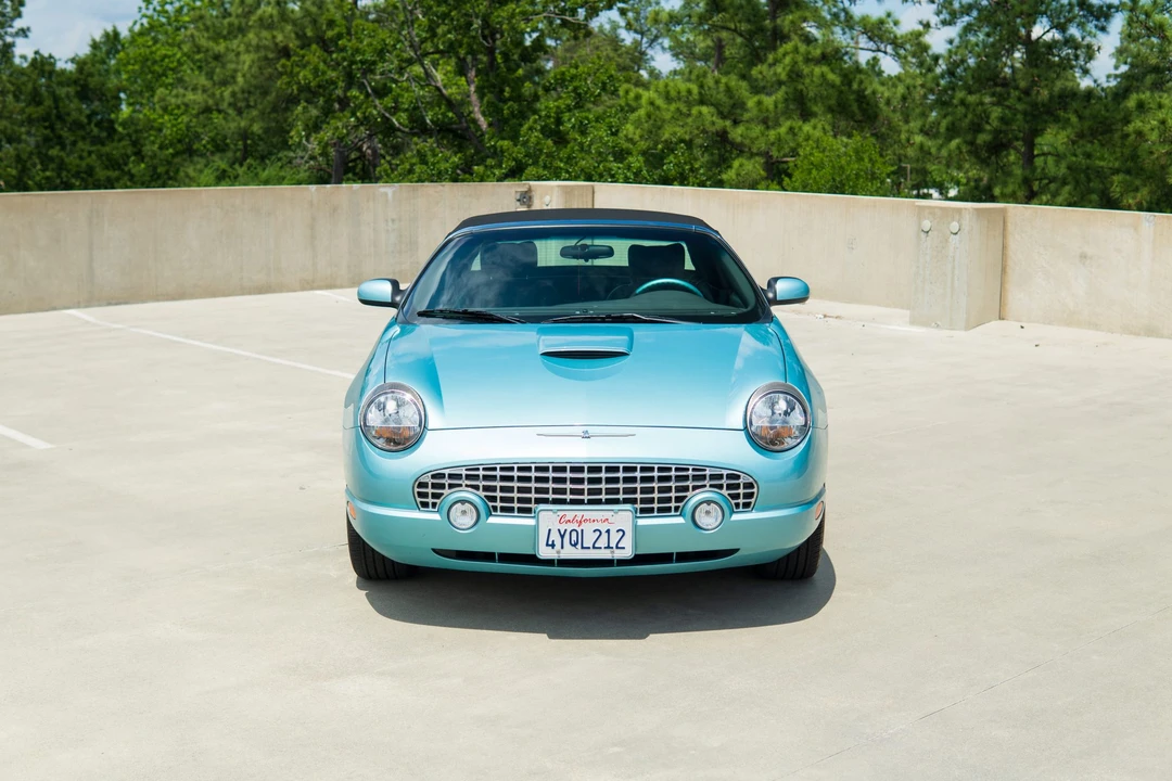 2002 Ford Thunderbird 11th Gen - Image 4 of 31