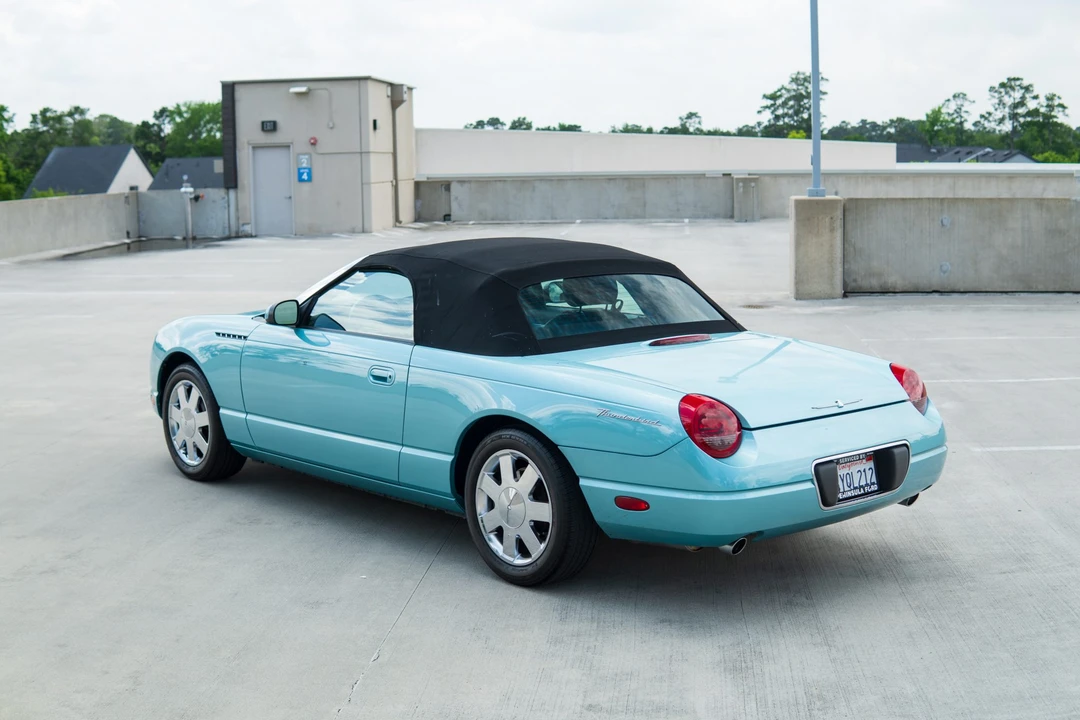 2002 Ford Thunderbird 11th Gen - Image 14 of 31