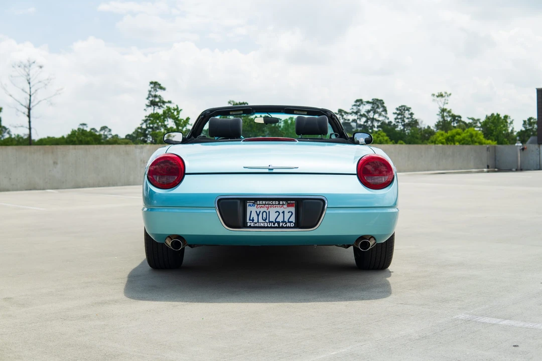 2002 Ford Thunderbird 11th Gen - Image 26 of 31