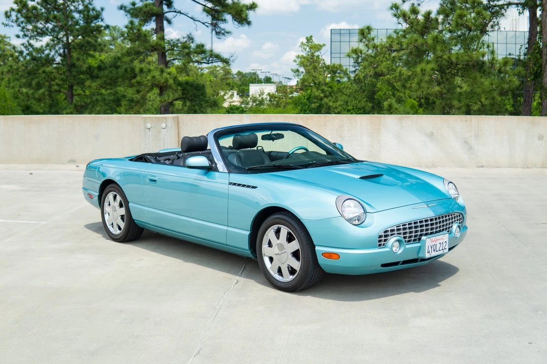 2002 Ford Thunderbird 11th Gen - Image 20 of 31