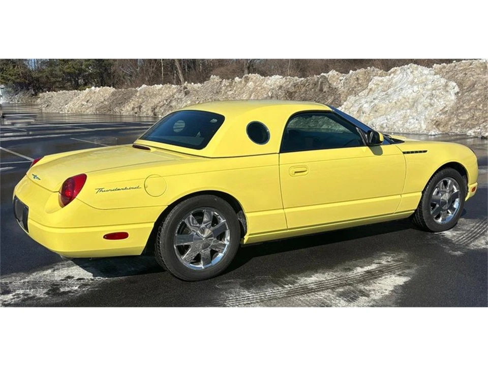 2002 Ford Thunderbird 11th Gen - Image 3 of 31