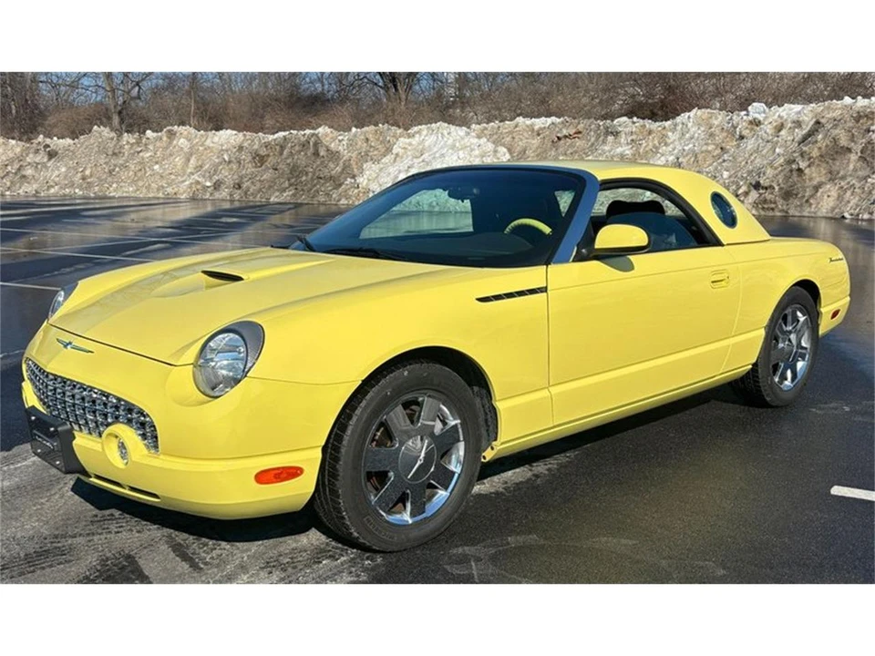 2002 Ford Thunderbird 11th Gen - Image 4 of 31