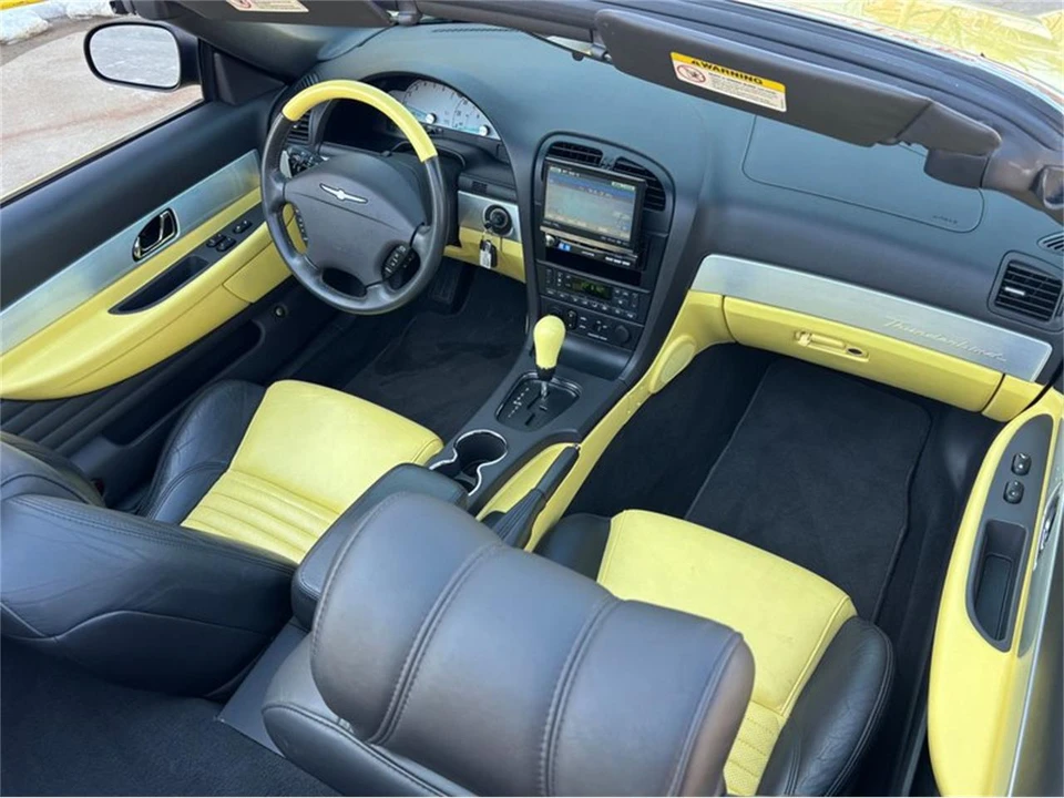 2002 Ford Thunderbird 11th Gen - Image 25 of 31