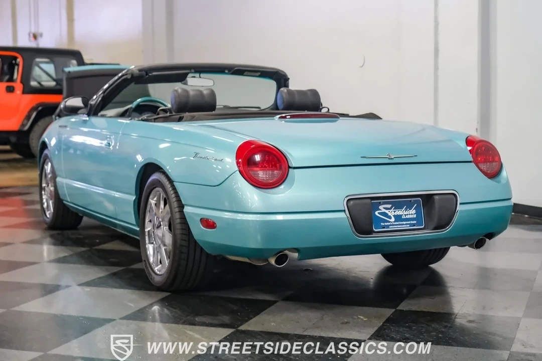2002 Ford Thunderbird 10th Gen - Image 12 of 21