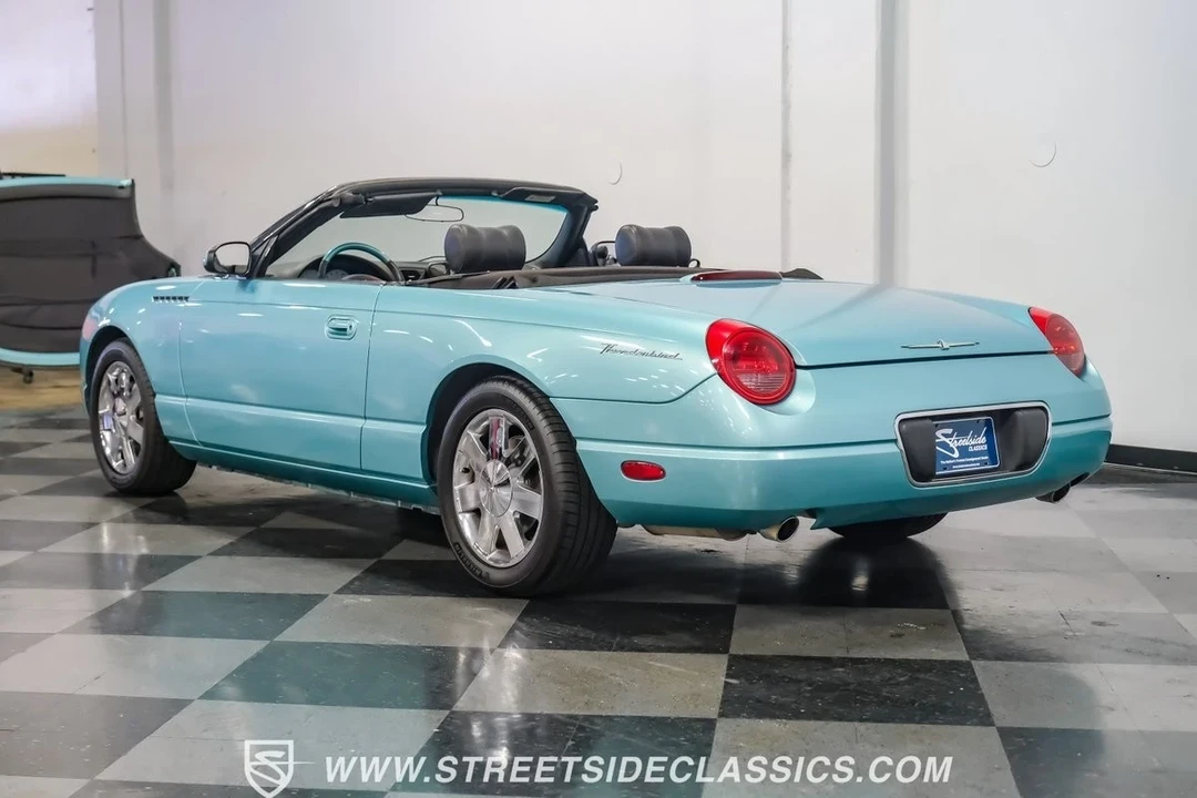 2002 Ford Thunderbird 10th Gen - Image 10 of 21