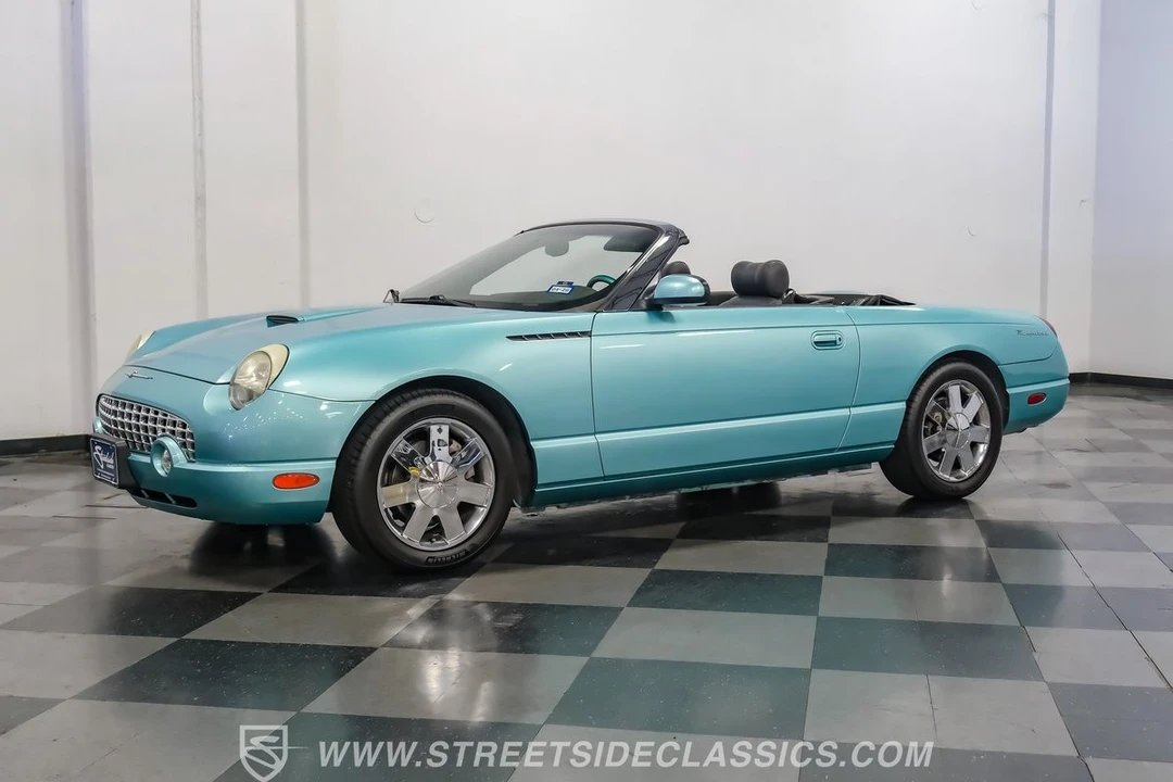 2002 Ford Thunderbird 11th Gen - Image 6 of 12