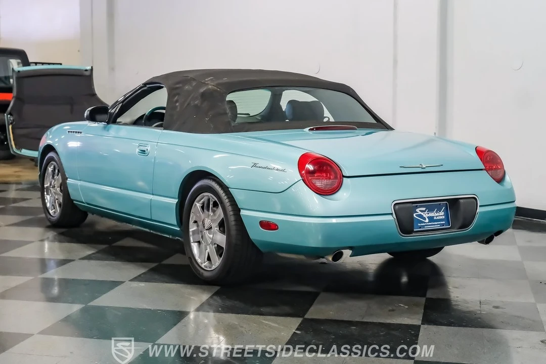 2002 Ford Thunderbird 11th Gen - Image 10 of 12