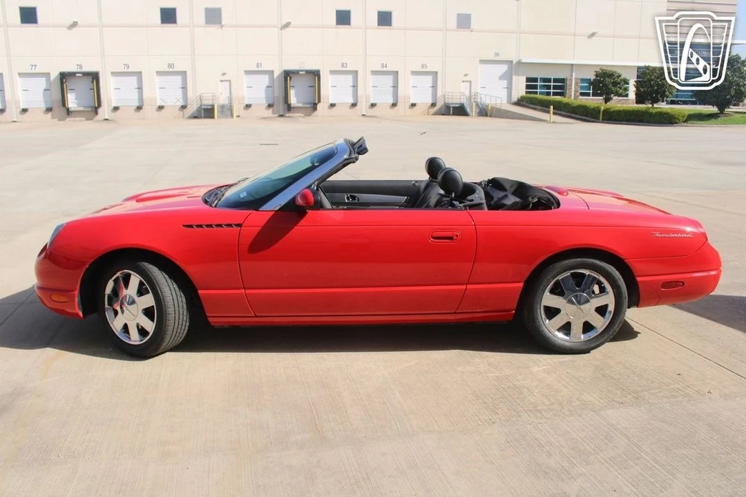 2002 Ford Thunderbird 11th Gen - Image 4 of 12