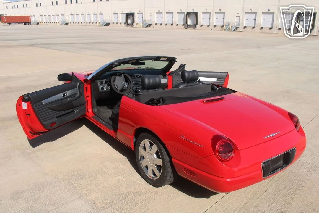2002 Ford Thunderbird 11th Gen - Image 10 of 12