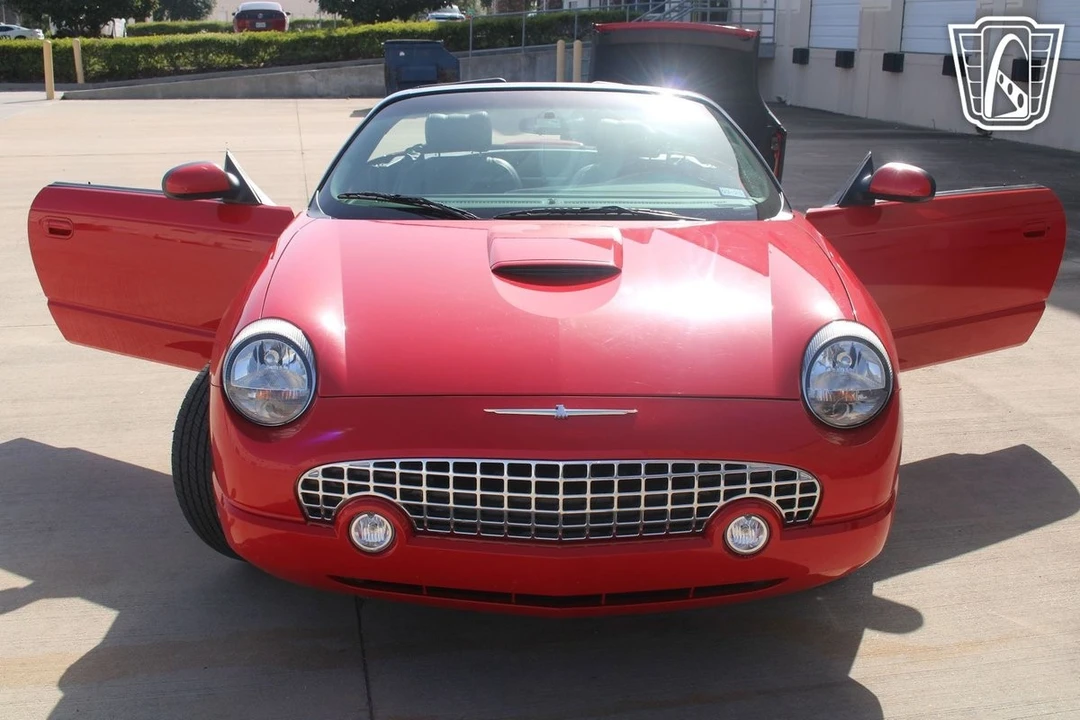 2002 Ford Thunderbird 11th Gen - Image 8 of 12