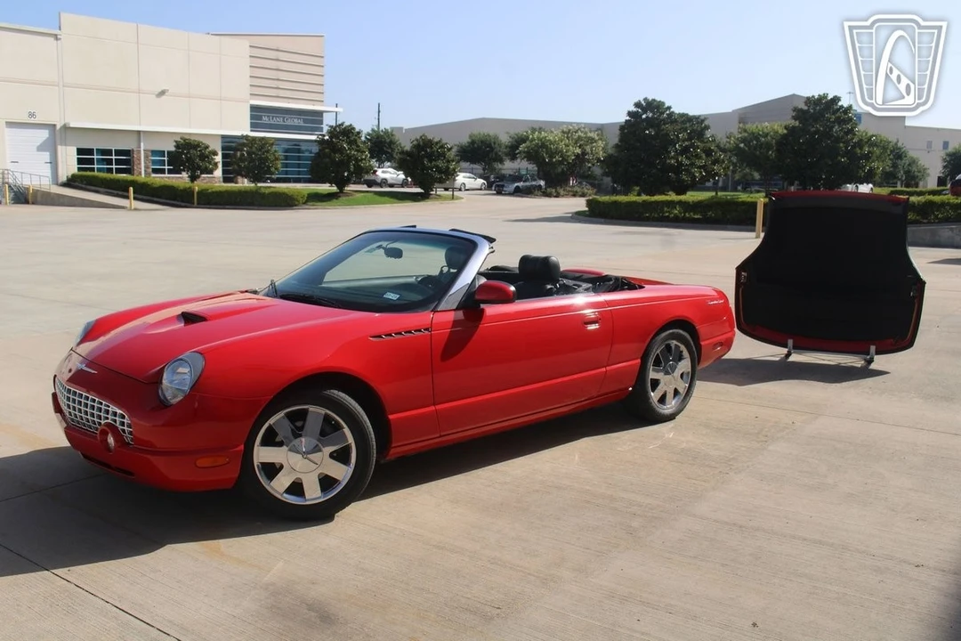 2002 Ford Thunderbird 11th Gen - Image 3 of 12