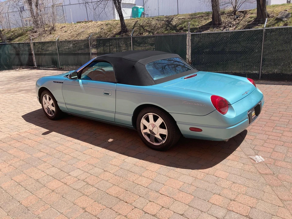 2002 Ford Thunderbird 11th Gen - Image 8 of 29