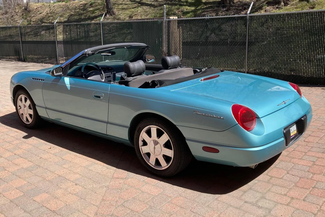2002 Ford Thunderbird 11th Gen - Image 4 of 29