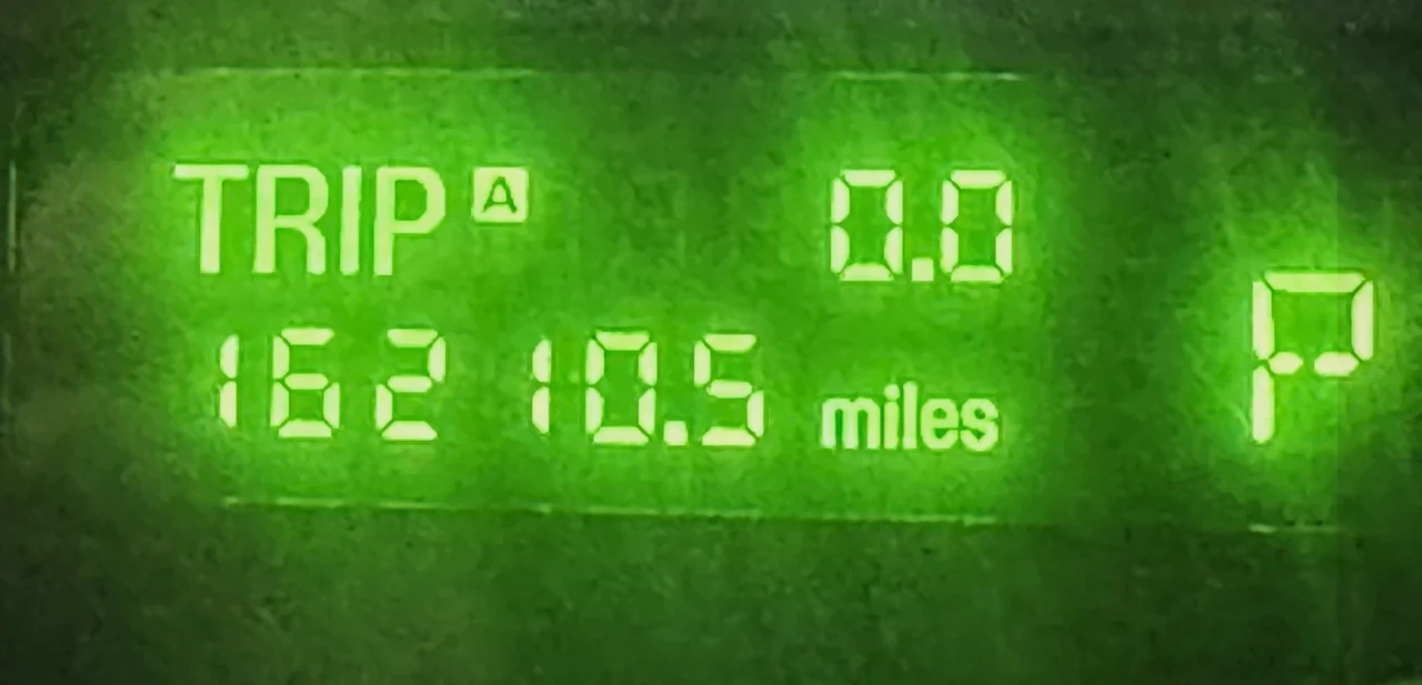 2002 Ford Thunderbird 11th Gen - Image 12 of 21