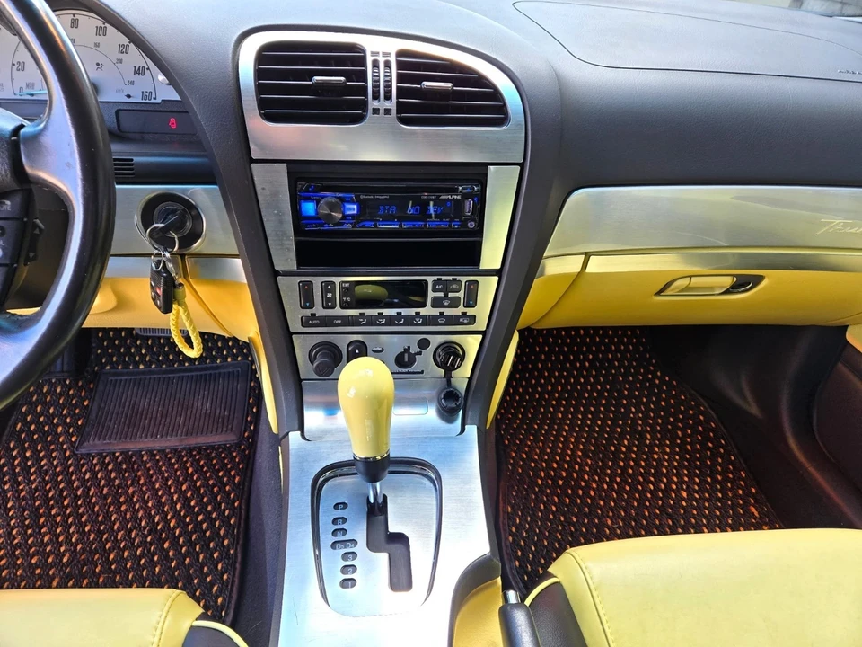 2002 Ford Thunderbird 11th Gen - Image 9 of 21