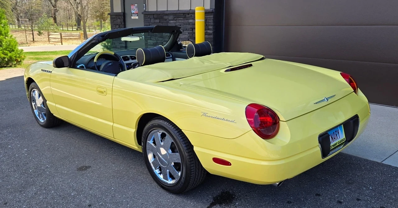 2002 Ford Thunderbird 11th Gen - Image 8 of 21