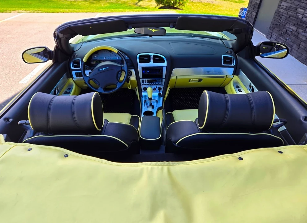 2002 Ford Thunderbird 11th Gen - Image 18 of 21