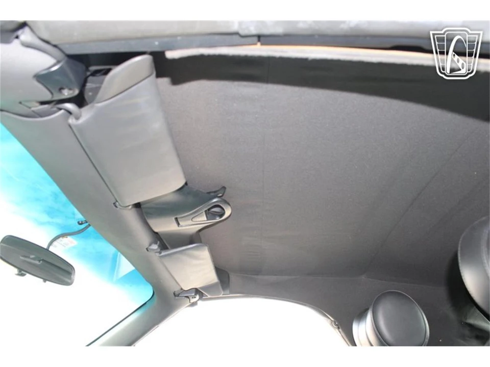 2002 Ford Thunderbird 11th Gen - Image 31 of 31